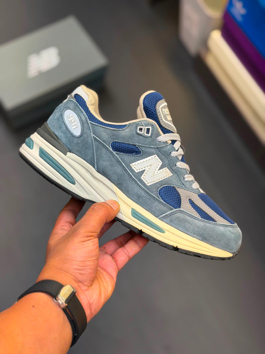 NEW BALANCE 991